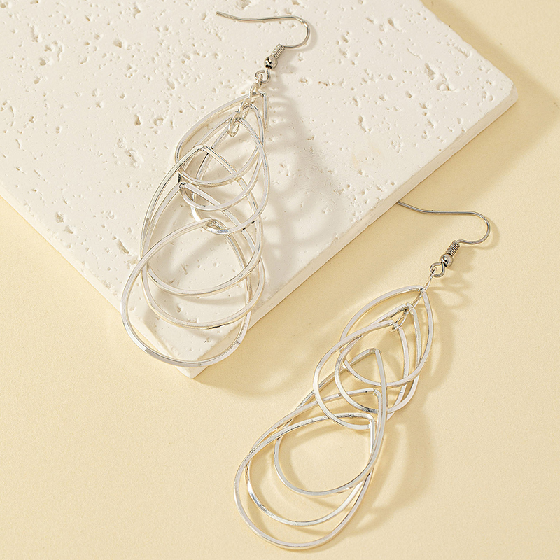 1 Pair French Style Classic Style Streetwear Water Droplets Plating Alloy Silver Plated Drop Earrings display picture 3