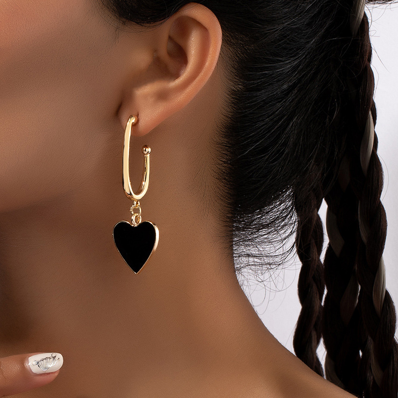 Wholesale Jewelry Vintage Style Heart Shape Alloy Enamel Plating Drop Earrings display picture 3
