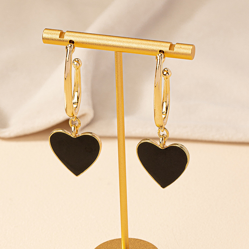 Wholesale Jewelry Vintage Style Heart Shape Alloy Enamel Plating Drop Earrings display picture 5