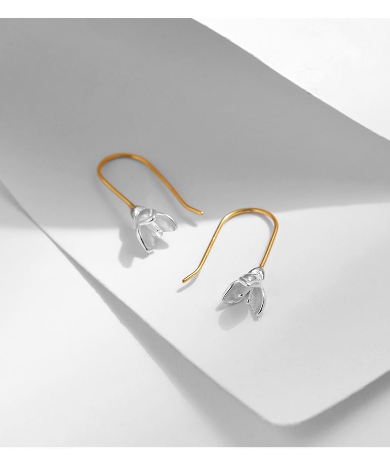 1 Pair Elegant Simple Style Flower Plating Sterling Silver 18k Gold Plated Silver Plated Drop Earrings display picture 8