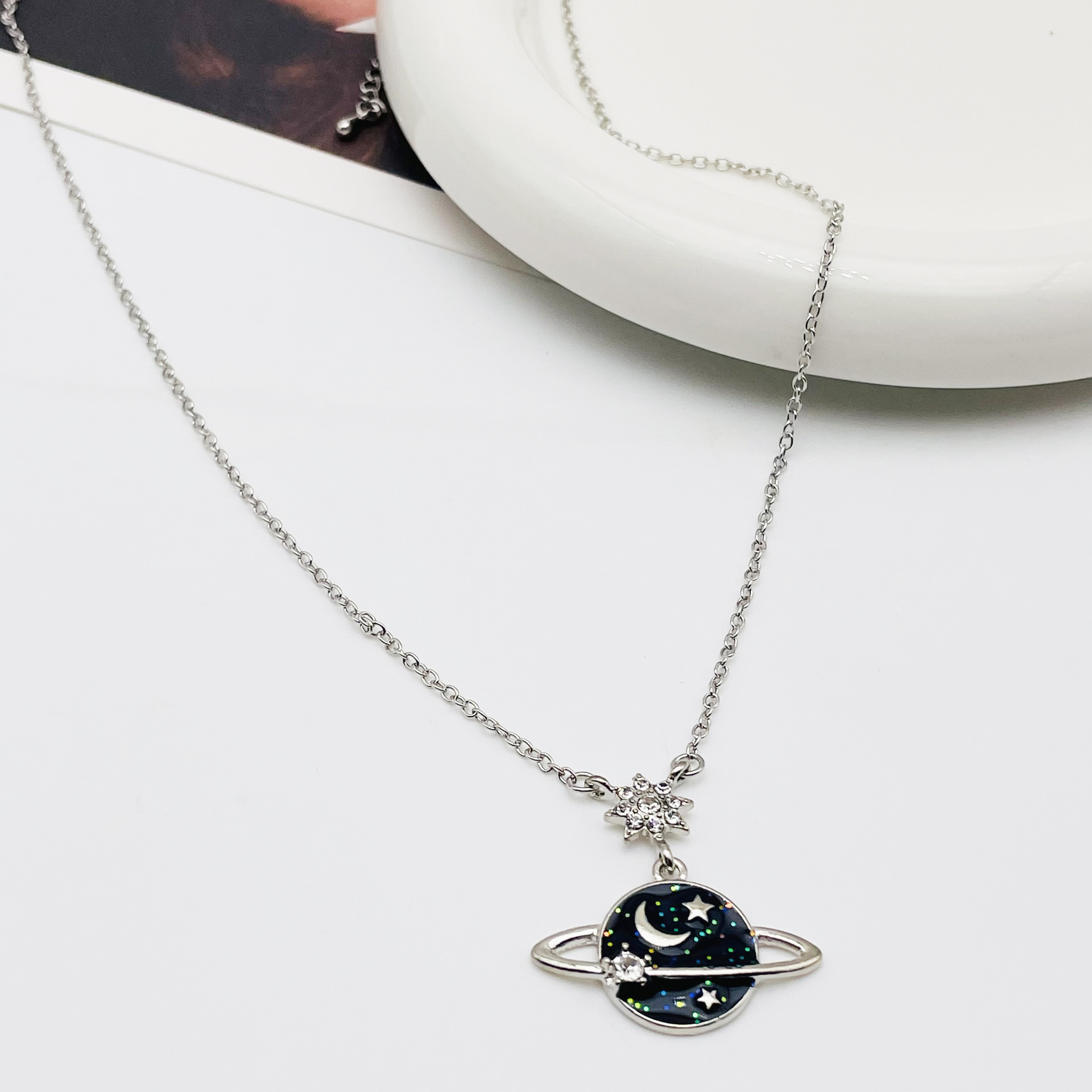 Simple Style Star Alloy Enamel Women's Pendant Necklace display picture 4