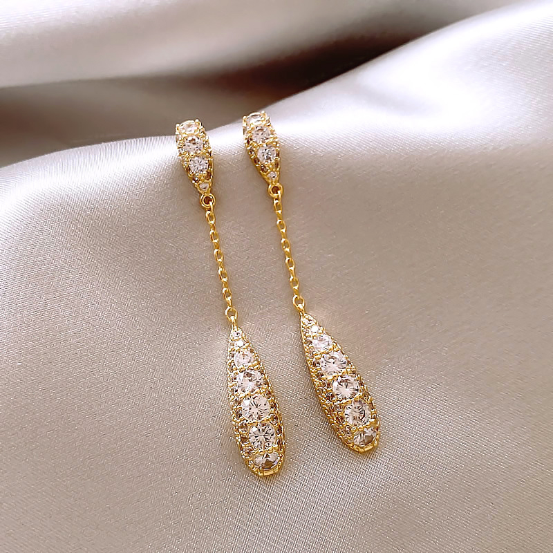 1 Pair Lady Water Droplets Tassel Plating Inlay Alloy Rhinestones Gold Plated Drop Earrings display picture 4
