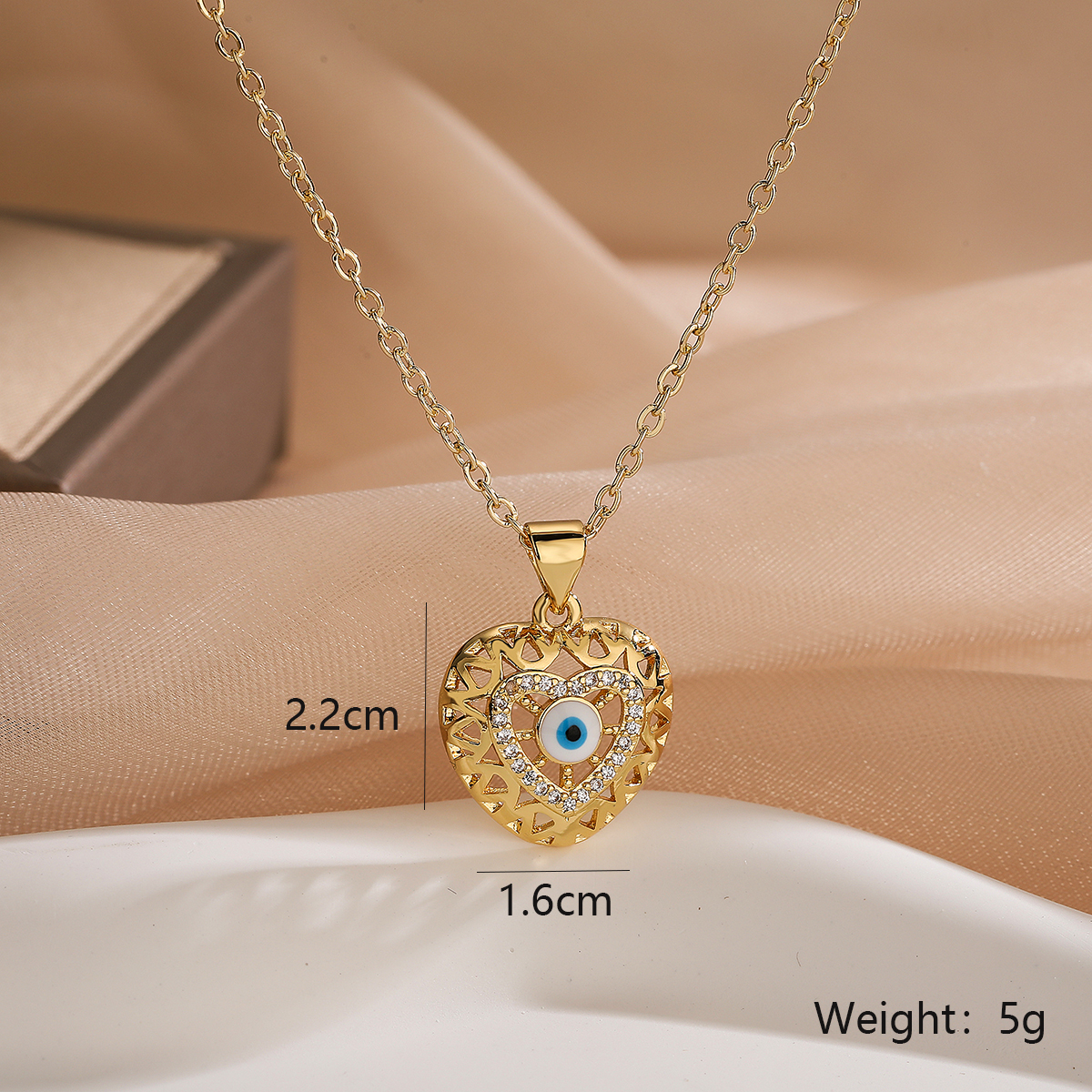 Sweet Commute Star Heart Shape Copper Plating Inlay Zircon 18k Gold Plated Pendant Necklace display picture 3