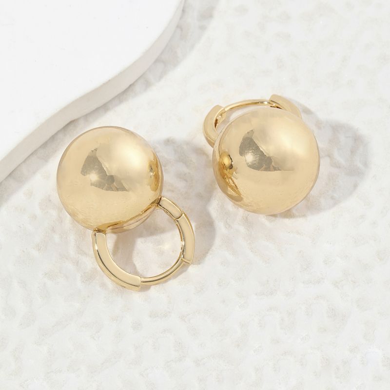 1 Pair Casual Simple Style Ball Polishing Copper K Gold Plated Hoop Earrings display picture 3
