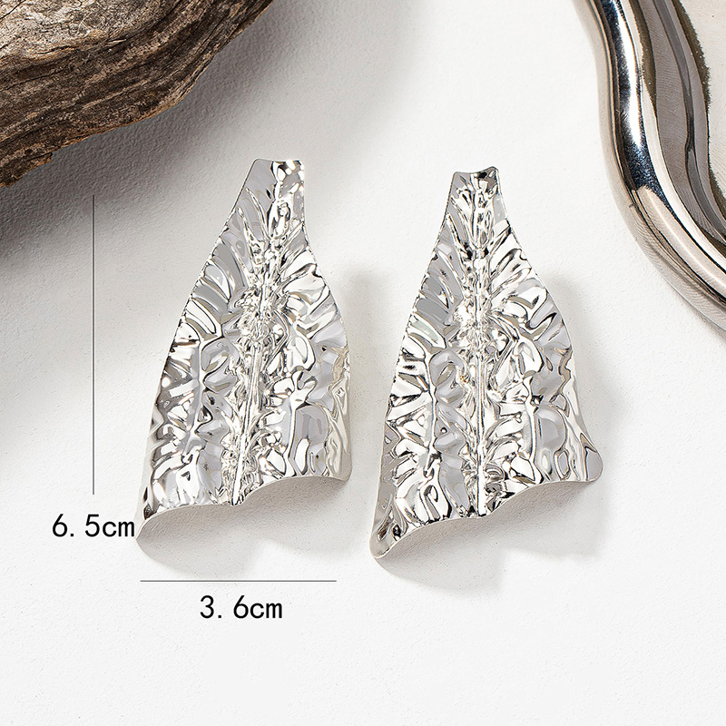 1 Pair Lady French Style Irregular Plating Pleated Alloy 14k Gold Plated Ear Studs display picture 9