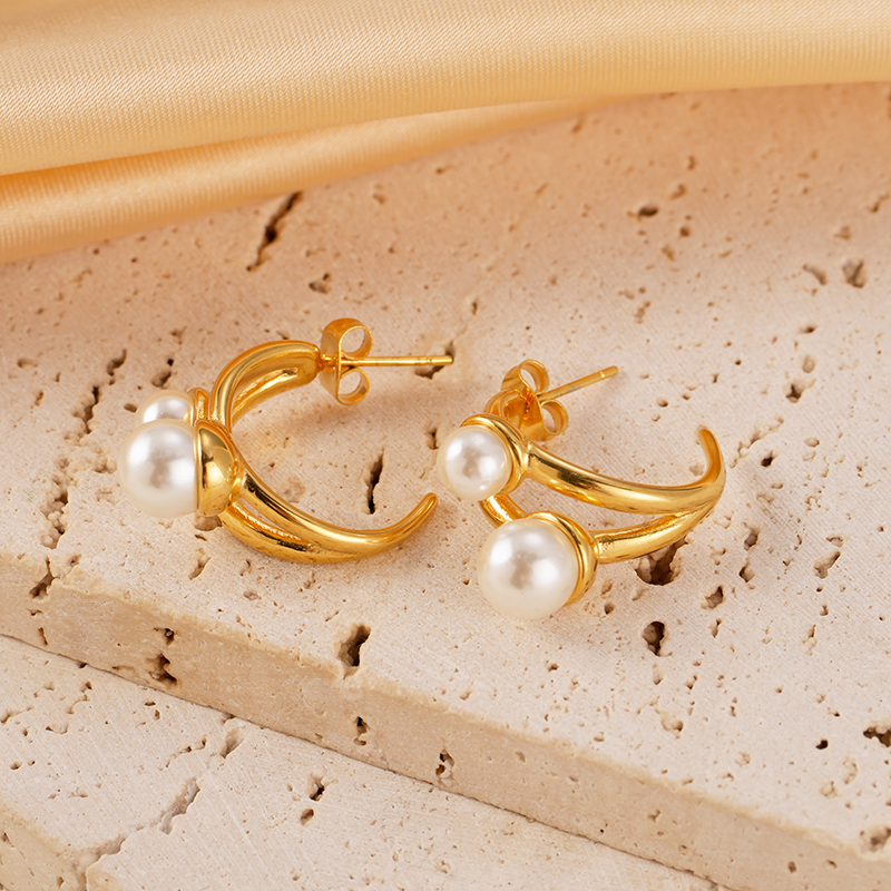 1 Pair Vacation Simple Style C Shape Plating Inlay 304 Stainless Steel Pearl 14K Gold Plated Ear Studs display picture 5