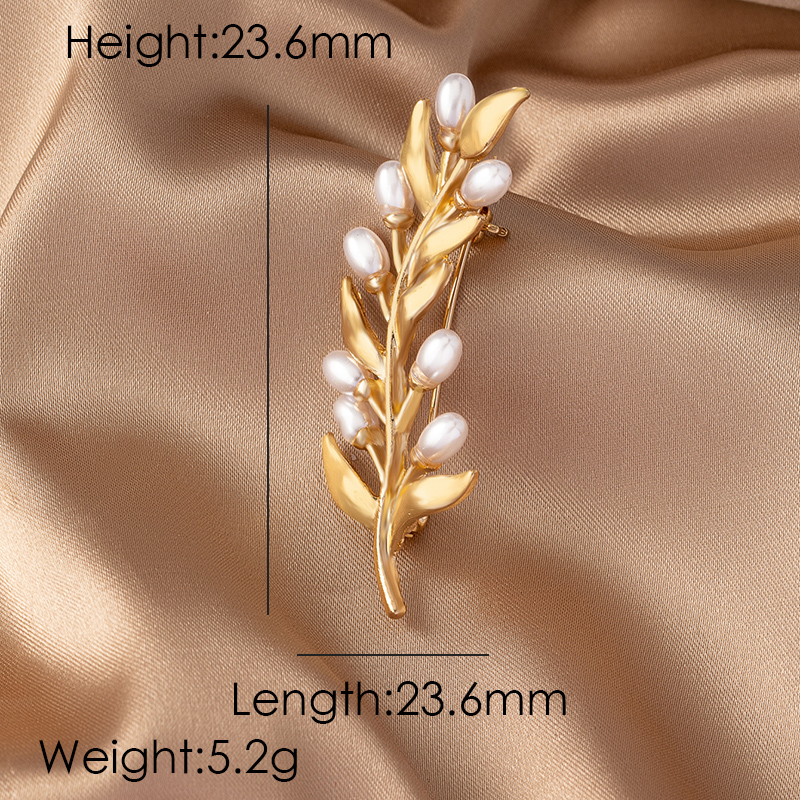 Elegant Glam Luxurious Flower Ferroalloy Women's Brooches display picture 2