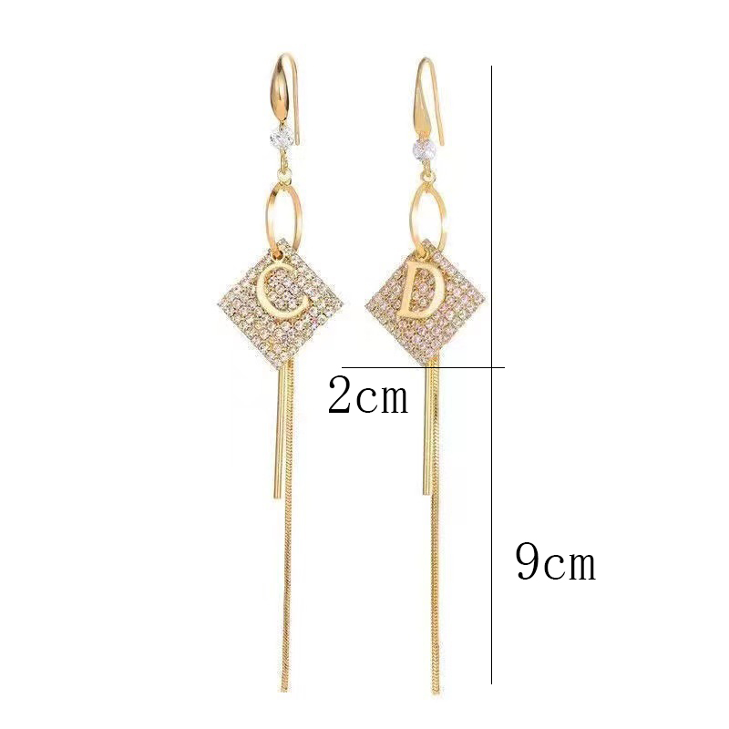 1 Pair Simple Style Streetwear Glittery Letter Rhombus Plating Inlay Alloy Copper Alloy Rhinestones Gold Plated Drop Earrings display picture 4