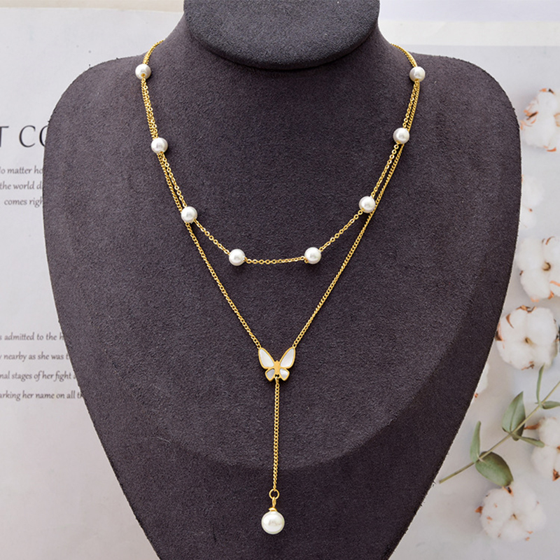Retro French Style Butterfly Artificial Pearl Titanium Steel Plating 18k Gold Plated Layered Necklaces display picture 5