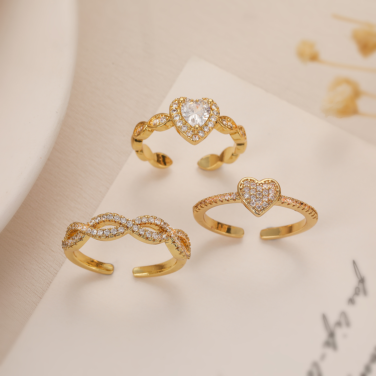 Einfacher Stil Herzform Kupfer 18 Karat Vergoldet Zirkon Offener Ring In Masse display picture 4