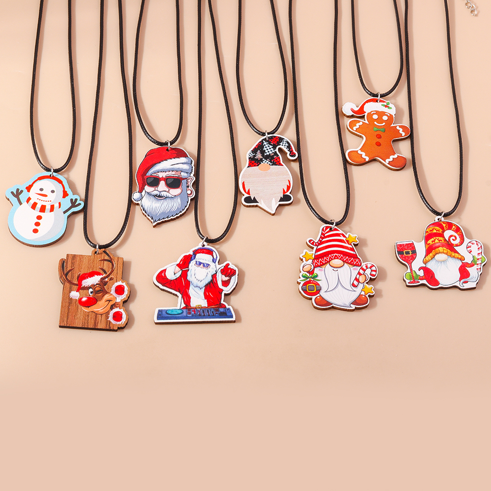 Cute Santa Claus Wood Printing Christmas Women's Pendant Necklace display picture 19