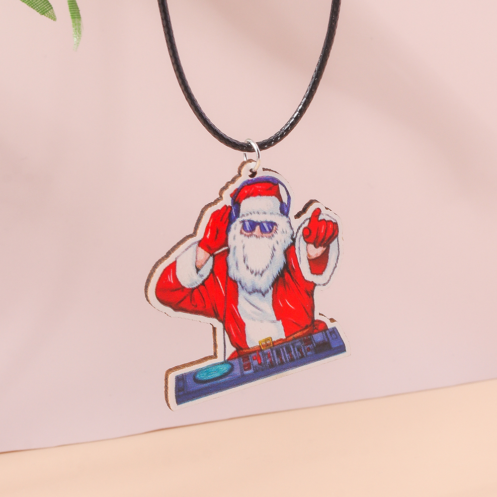 Cute Santa Claus Wood Printing Christmas Women's Pendant Necklace display picture 11