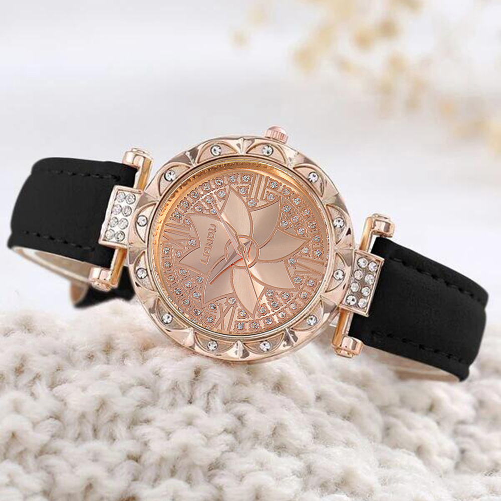 Casual Maple Leaf Buckle Quartz Women's Watches display picture 2
