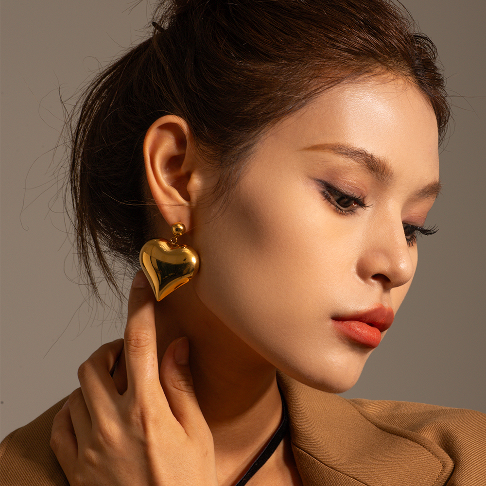 1 Pair IG Style Simple Style Heart Shape Plating 304 Stainless Steel Drop Earrings display picture 2