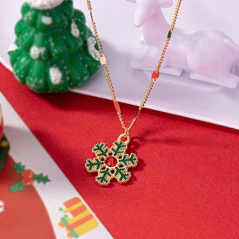 Cute Christmas Tree Santa Claus Snowflake Alloy Ferroalloy Enamel Plating Inlay Glass 14k Gold Plated Christmas Women's Pendant Necklace display picture 22