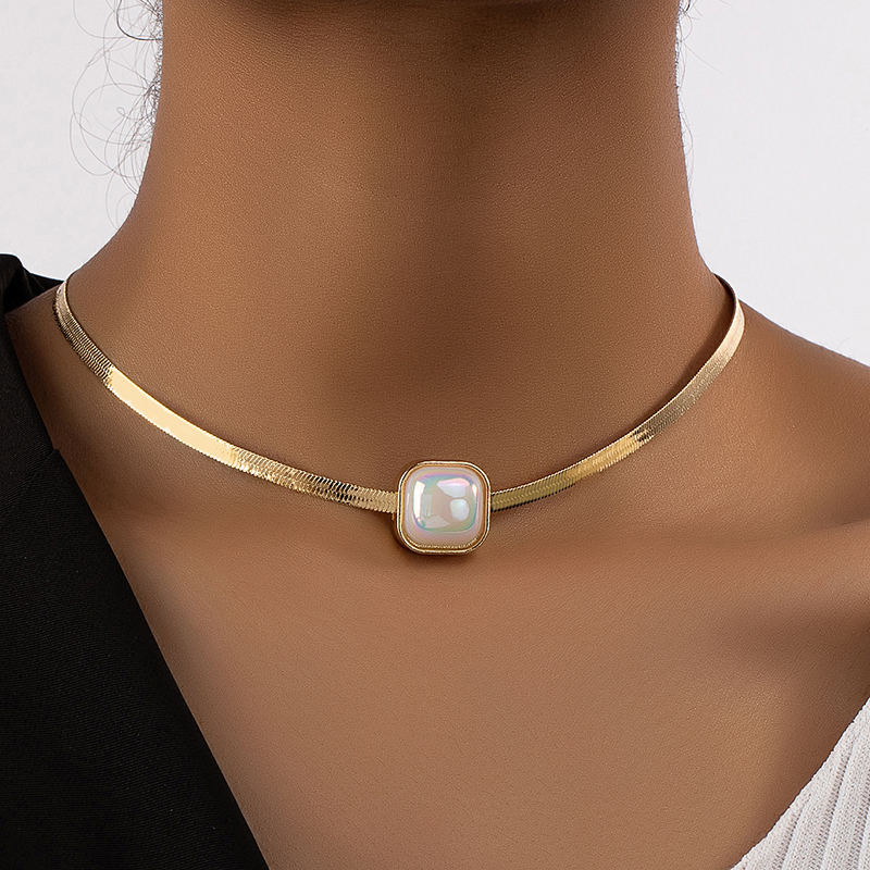 Elegant Commute Korean Style Solid Color Alloy Plastic Plating 14k Gold Plated Women's Choker display picture 1
