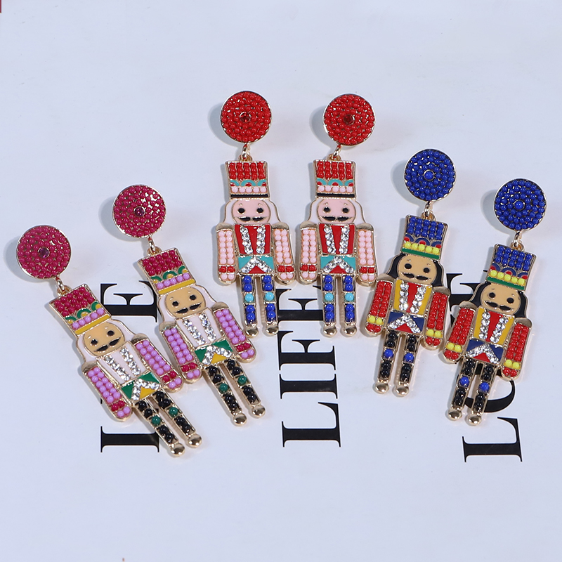 1 Pair Exaggerated Novelty Cartoon Character Plating Alloy Gold Plated Drop Earrings display picture 7