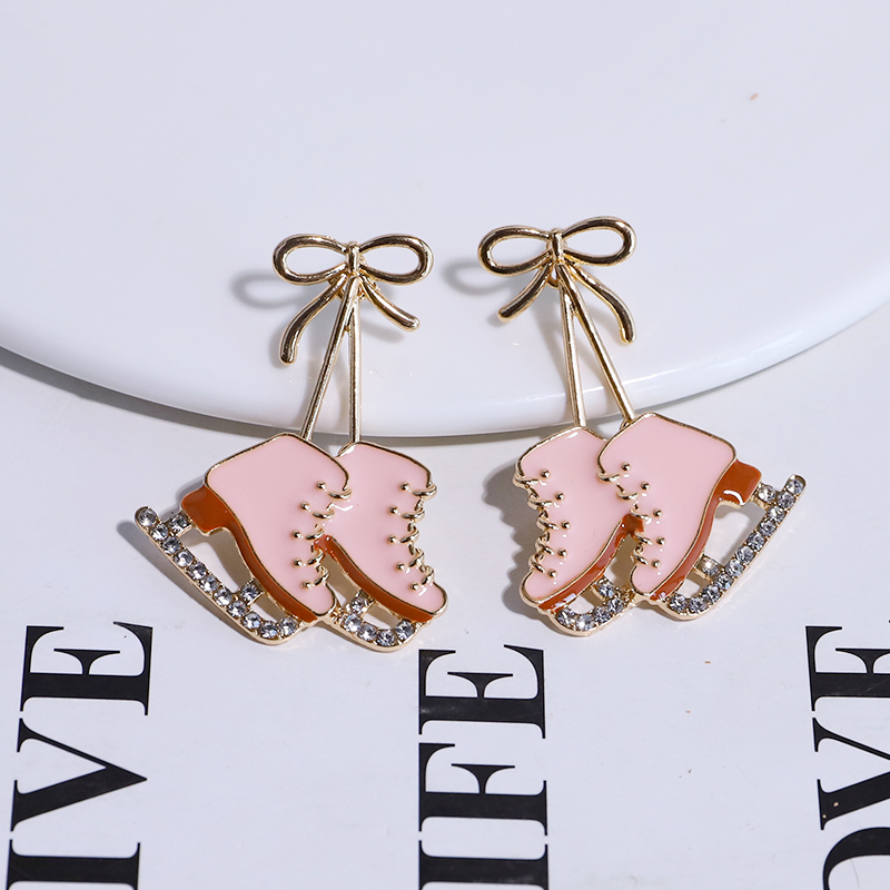 1 Pair Cute Skates Plating Inlay Alloy Diamond Gold Plated Drop Earrings display picture 6