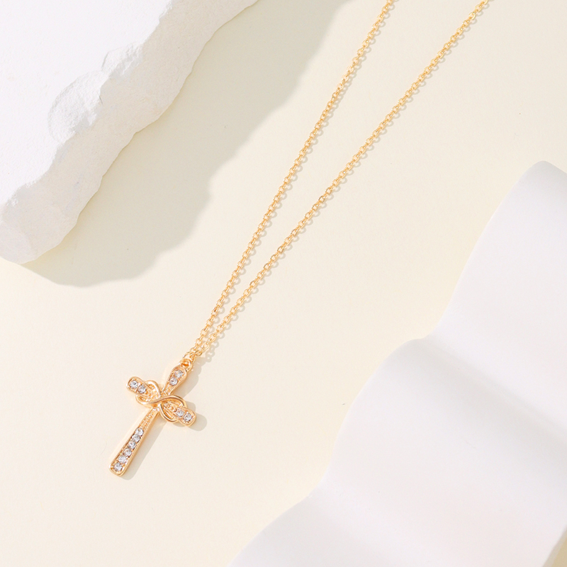 Simple Style Streetwear Cross Alloy Plating Inlay Zircon 14k Gold Plated Women's Pendant Necklace display picture 2
