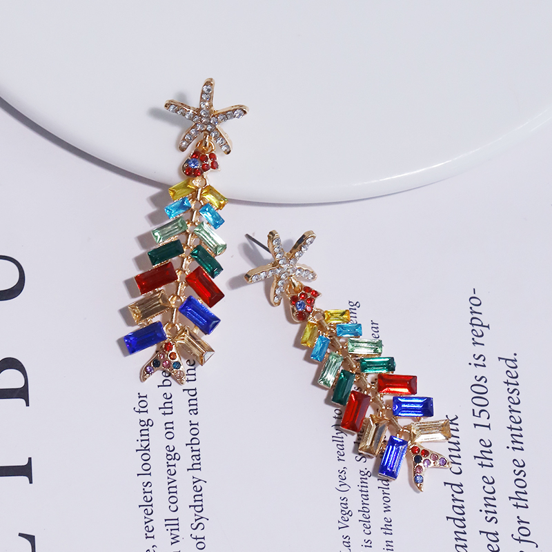 1 Pair Classical Ethnic Style Leaf Leaves Tassel Plating Inlay Alloy Artificial Gemstones Gold Plated Drop Earrings display picture 2
