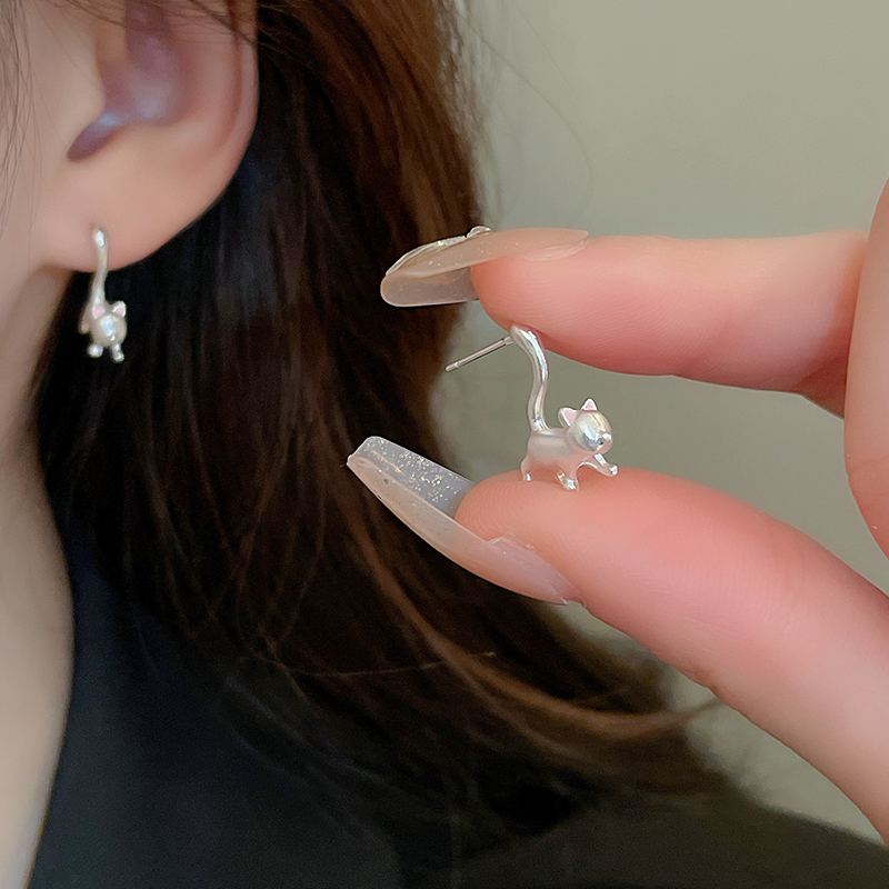 1 Pair Cute Cat Alloy Silver Plated Ear Studs display picture 2