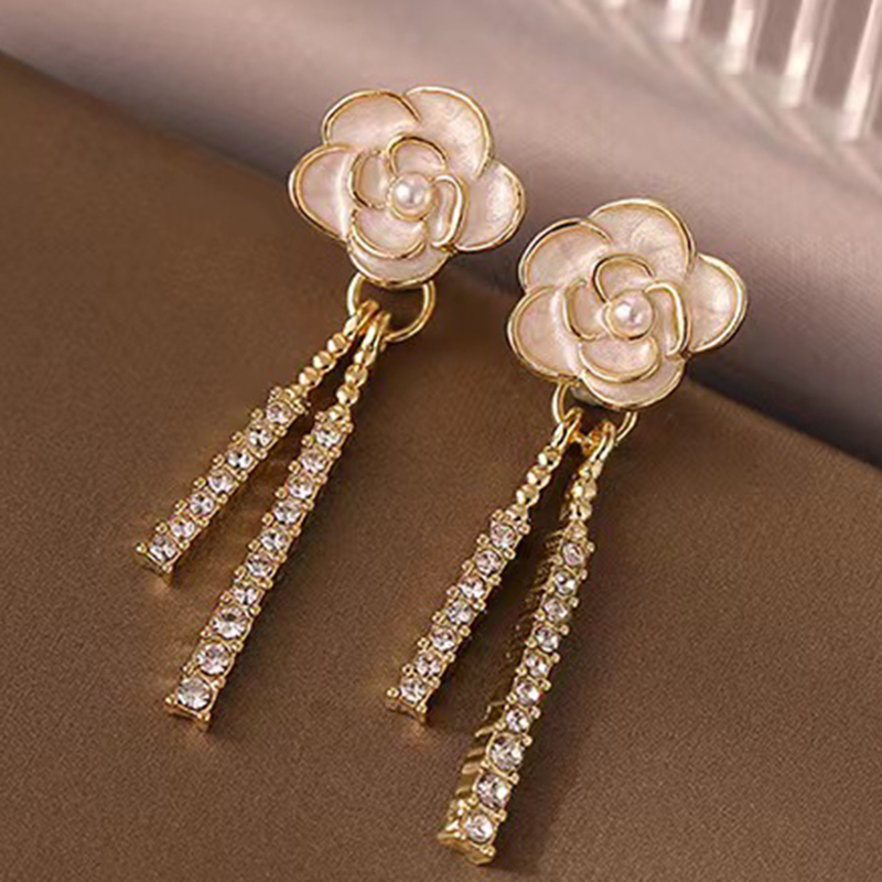 Wholesale Jewelry Elegant Simple Style Shiny Flower Alloy Rhinestones 24k Gold Plated Plating Inlay Ear Studs display picture 20
