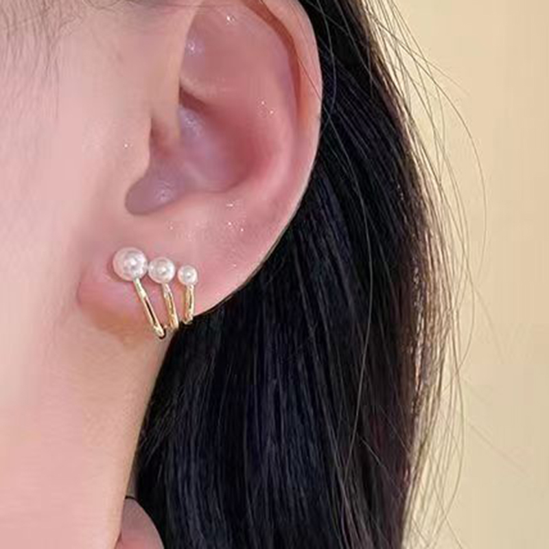 Wholesale Jewelry Elegant Simple Style Shiny Flower Alloy Rhinestones 24k Gold Plated Plating Inlay Ear Studs display picture 5