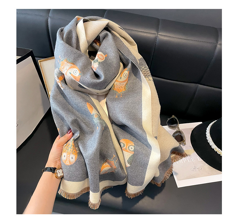 Women's Cute Sweet Owl Polyester Shawl display picture 13