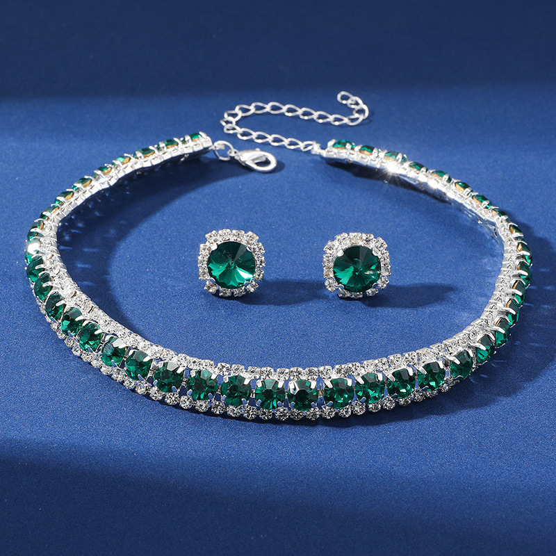Elegante Glamour Lujoso Geométrico Aleación Embutido Diamantes De Imitación Mujeres Aretes Collar display picture 6