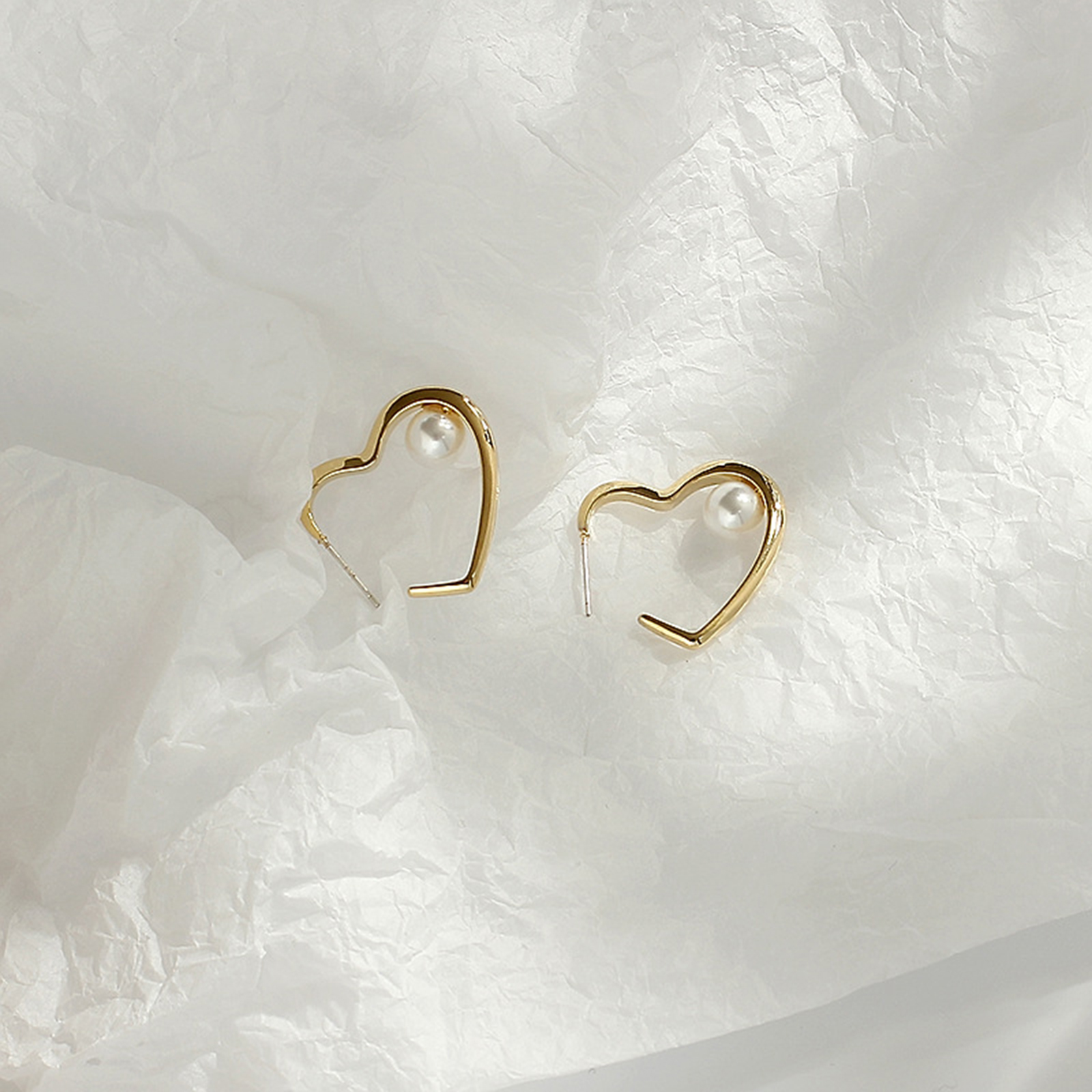 1 Pair Simple Style Heart Shape Plating Inlay Copper Pearl 18k Gold Plated Ear Studs display picture 5