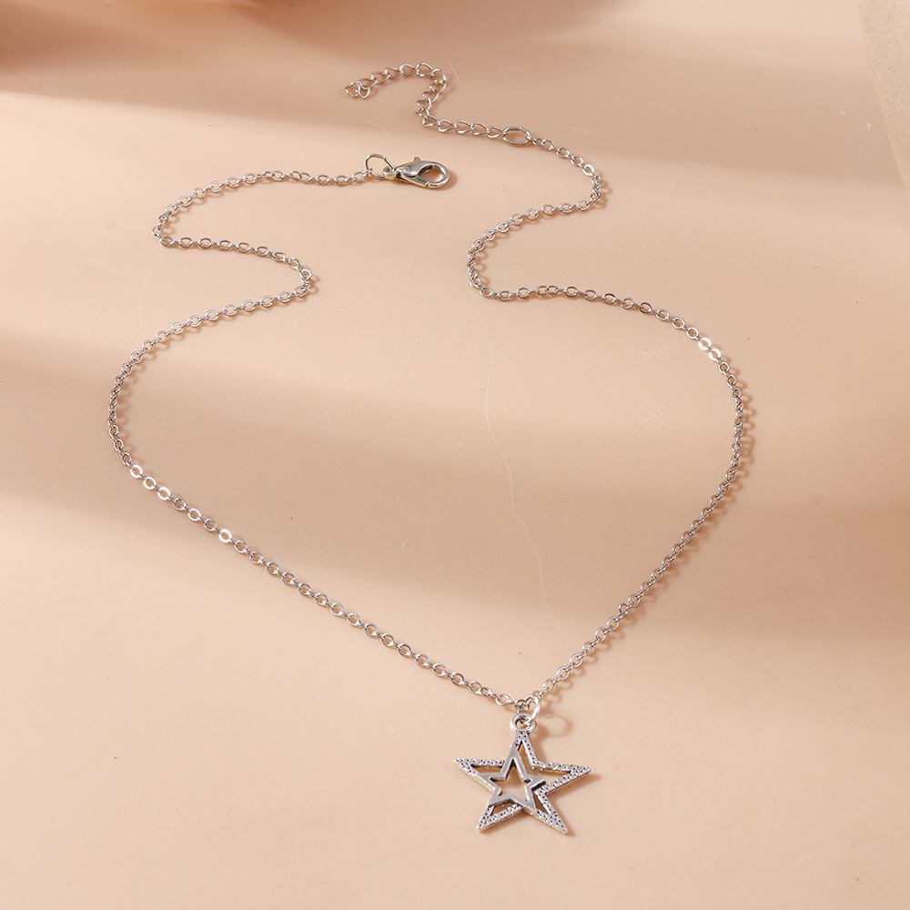 Simple Style Star Alloy Plating Silver Plated Women's Pendant Necklace display picture 5