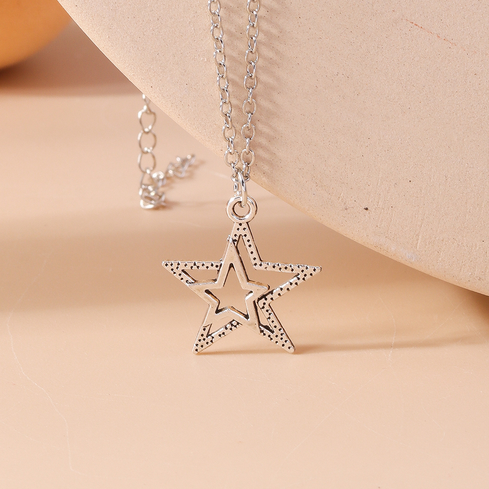 Simple Style Star Alloy Plating Silver Plated Women's Pendant Necklace display picture 4