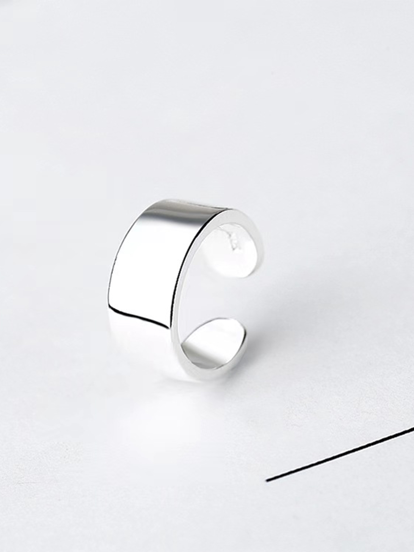 1 Piece Hip-hop Simple Style C Shape Plating Metal Stainless Steel 18k Gold Plated Ear Cuffs display picture 10