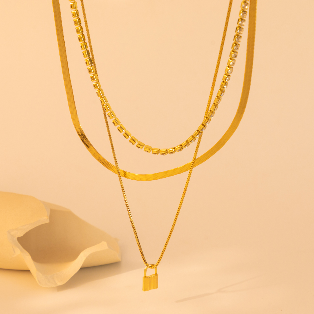 Alloy Iron Vacation Simple Style Layered Plating Lock Layered Necklaces display picture 1