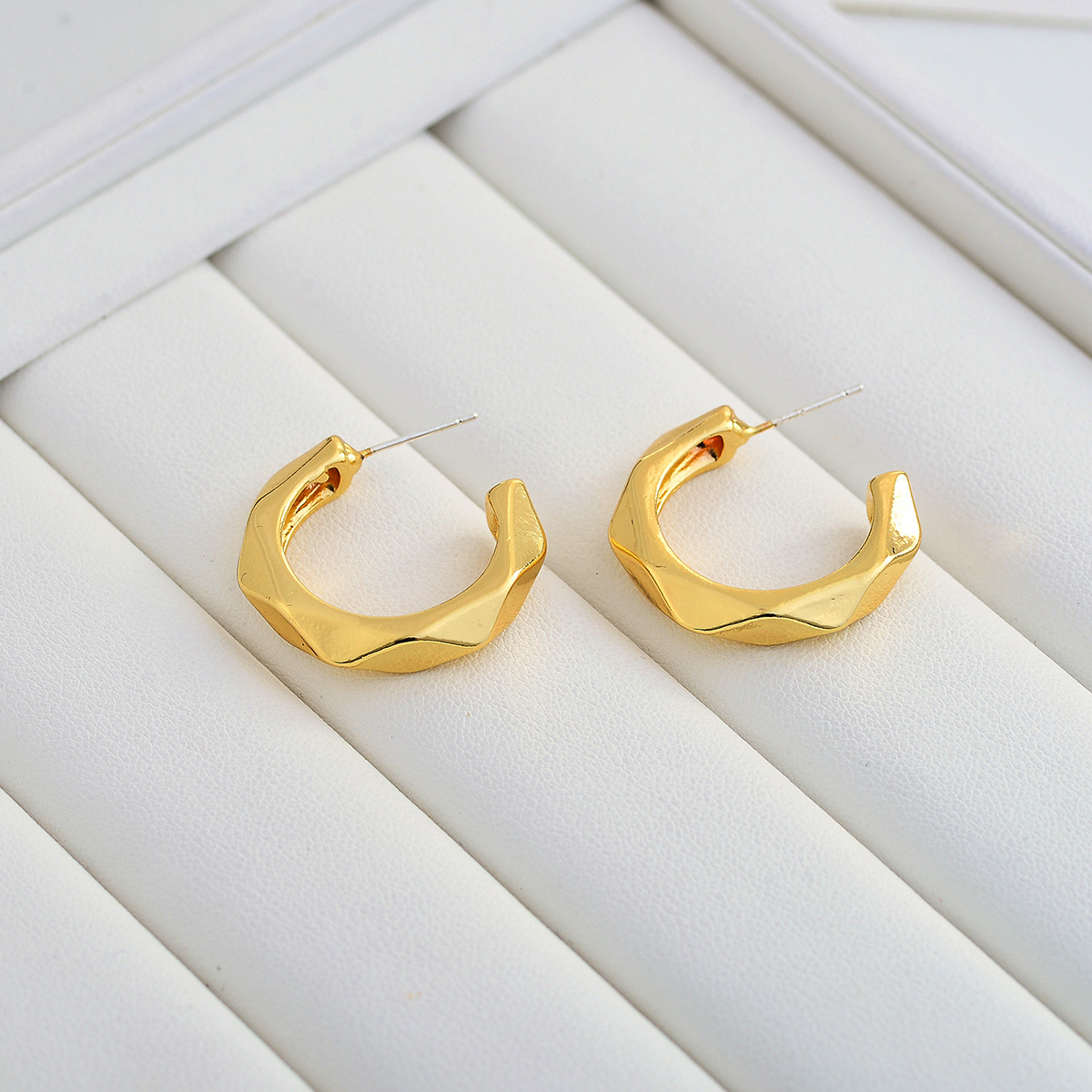 Wholesale Jewelry Basic Simple Style Geometric Copper Alloy Plating Ear Studs display picture 4