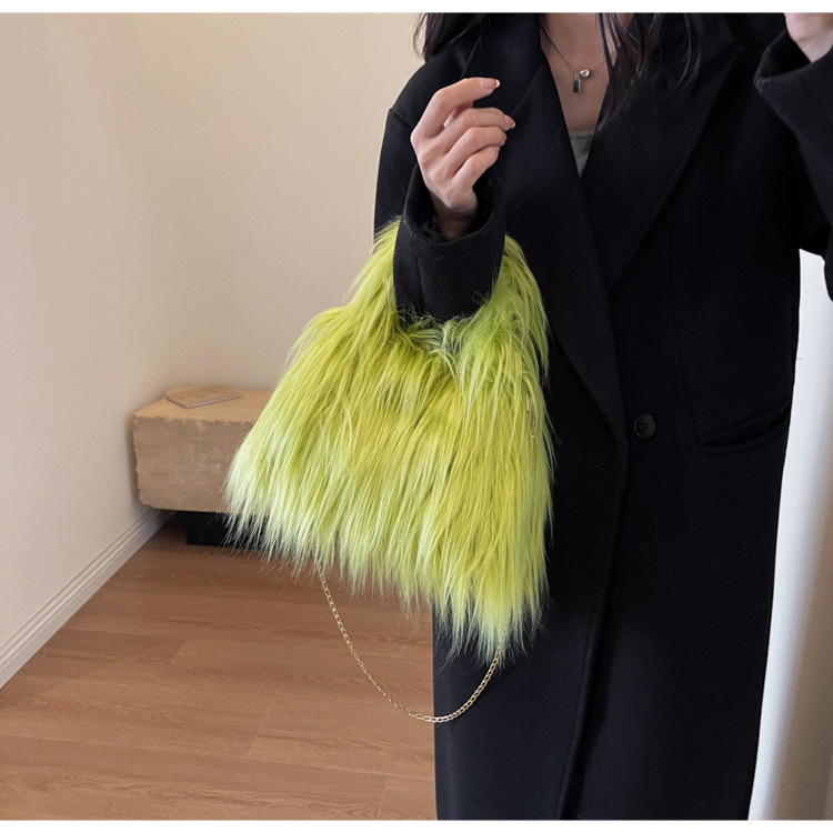 Women's Small Autumn&winter Plush Solid Color Elegant Square Flip Cover Handbag display picture 4