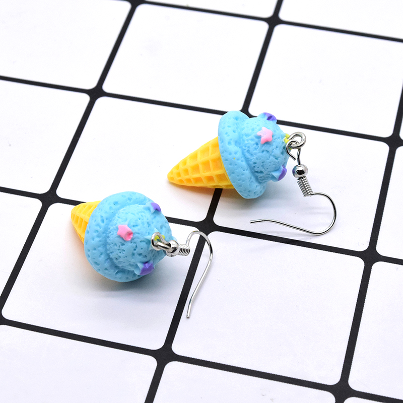 1 Pair Cute Sweet Simple Style Cartoon Resin Drop Earrings display picture 5