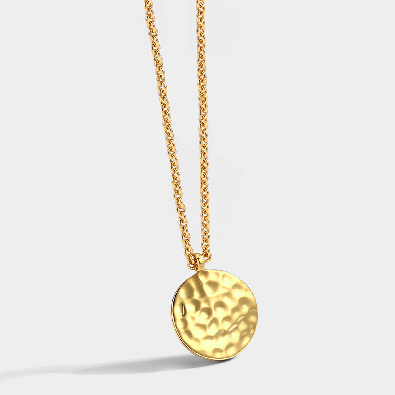 Simple Style Commute Solid Color Copper Plating 18k Gold Plated Pendant Necklace display picture 2