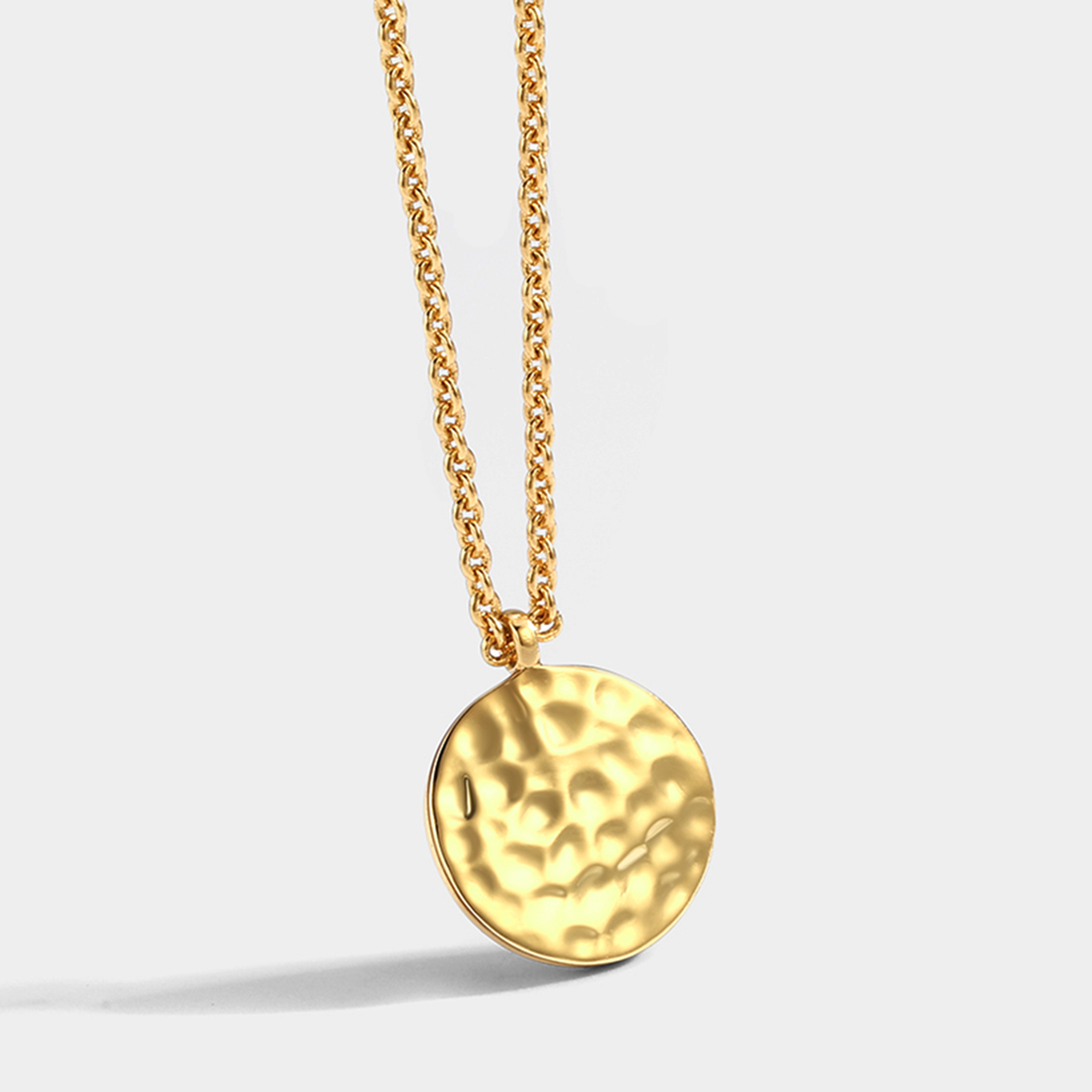 Simple Style Commute Solid Color Copper Plating 18k Gold Plated Pendant Necklace display picture 4