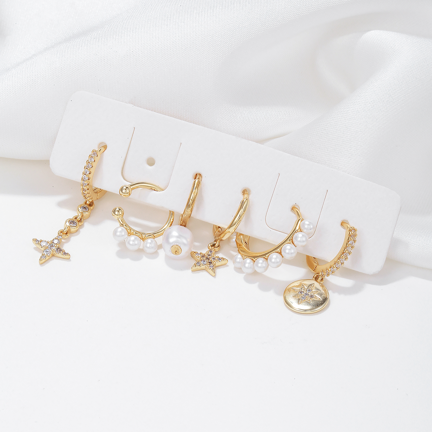 1 Set Elegant Simple Style Geometric Tassel Plating Inlay Brass Zircon 18k Gold Plated Earrings display picture 4