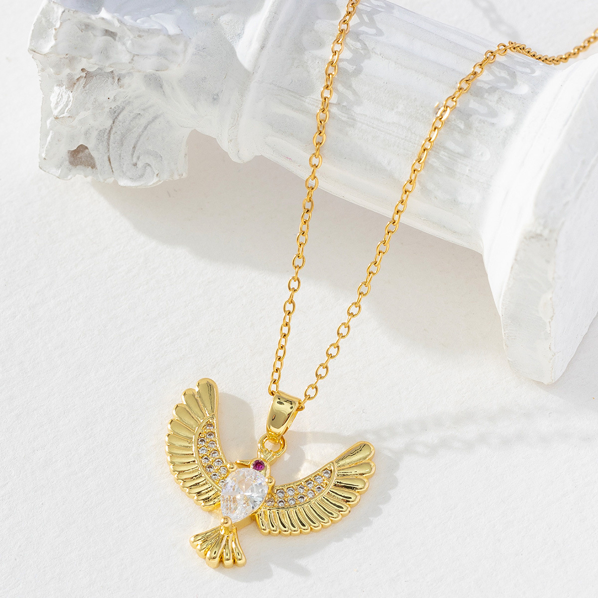Einfacher Stil Vogel Kupfer Inlay Zirkon Halskette Mit Anhänger display picture 10