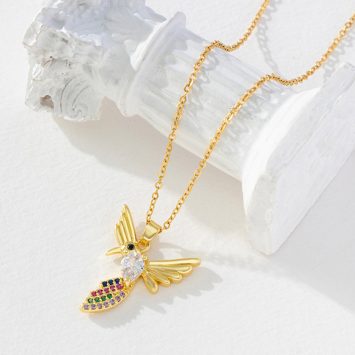 Einfacher Stil Vogel Kupfer Inlay Zirkon Halskette Mit Anhänger display picture 16