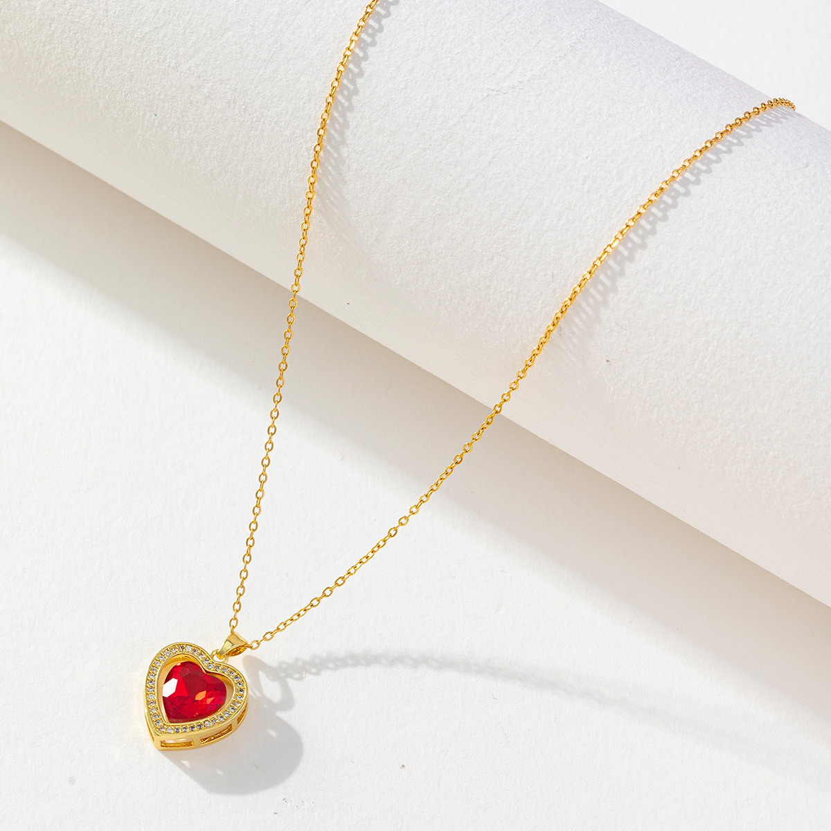 Sweet Heart Shape Copper Zircon Pendant Necklace In Bulk display picture 2