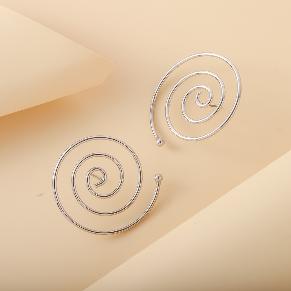 1 Pair Exaggerated Simple Style Geometric Plating Hollow Out Metal Silver Plated Earrings display picture 3