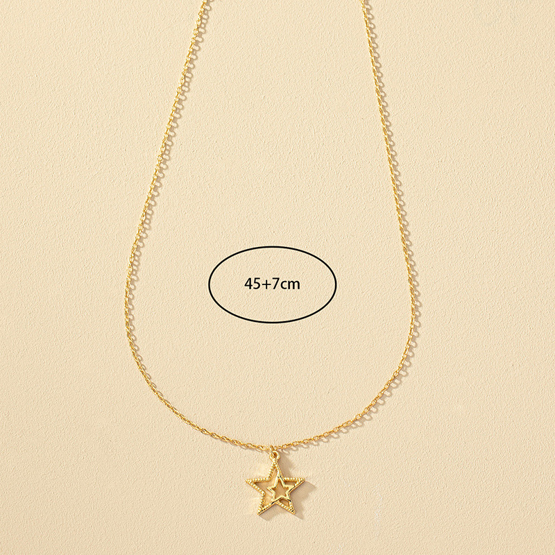 Sweet Simple Style Star Alloy Plating Gold Plated Women's Pendant Necklace display picture 1