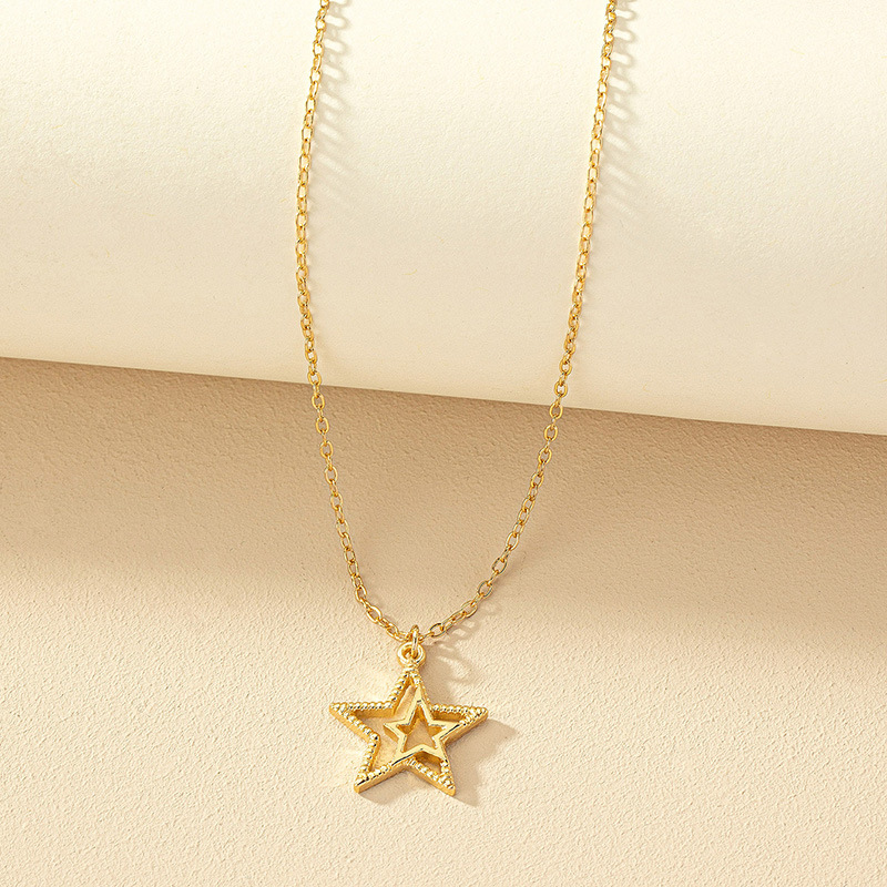 Sweet Simple Style Star Alloy Plating Gold Plated Women's Pendant Necklace display picture 2