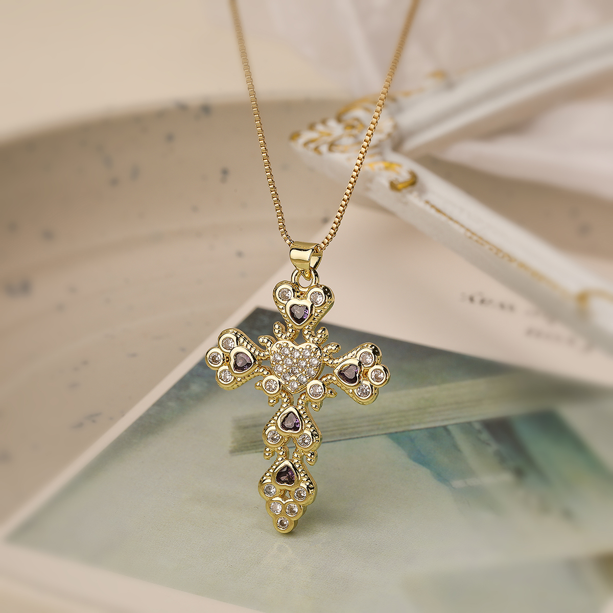 Simple Style Commute Cross Copper Plating Inlay Zircon 18k Gold Plated Pendant Necklace display picture 6