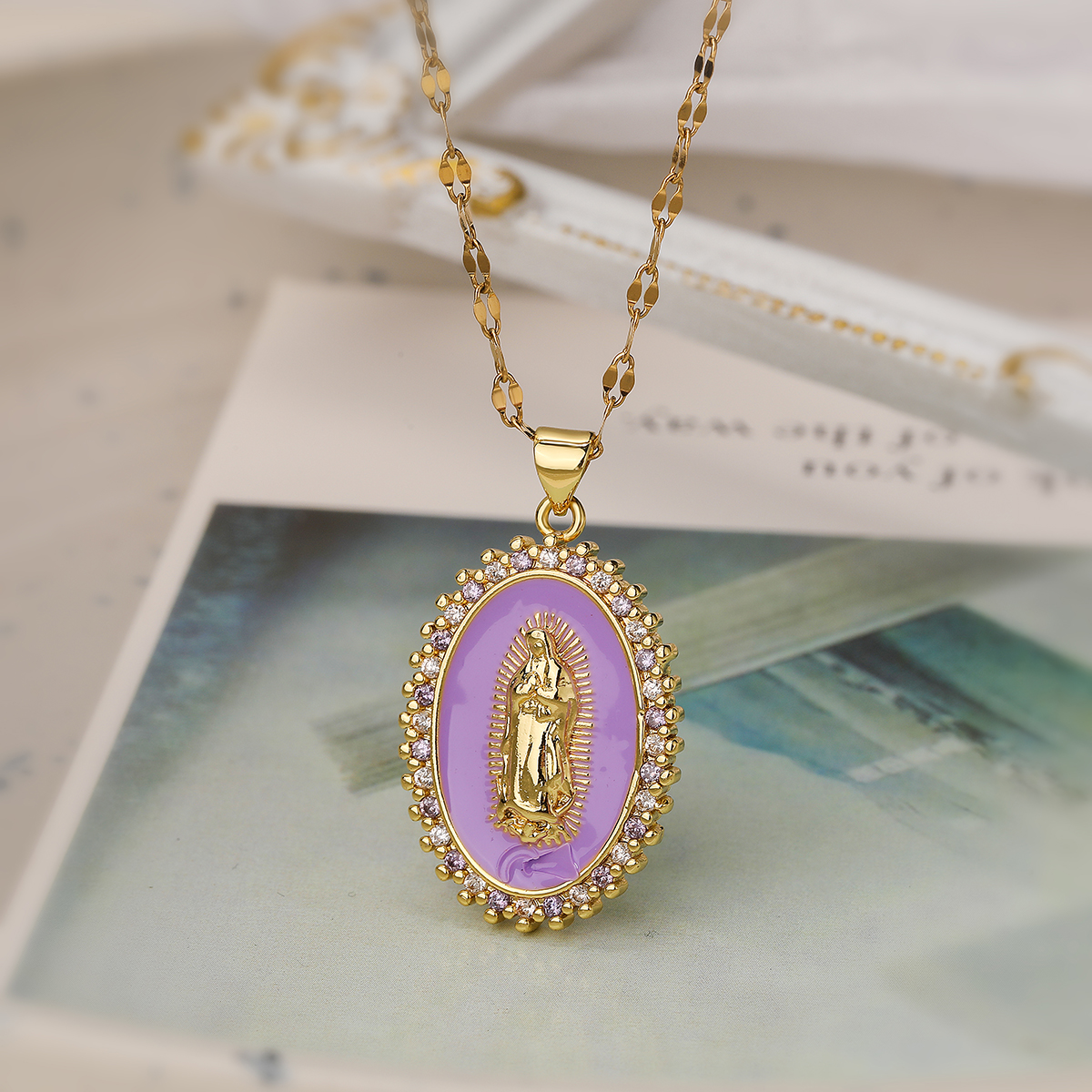 Simple Style Commute Oval Copper 18k Gold Plated Zircon Pendant Necklace In Bulk display picture 5