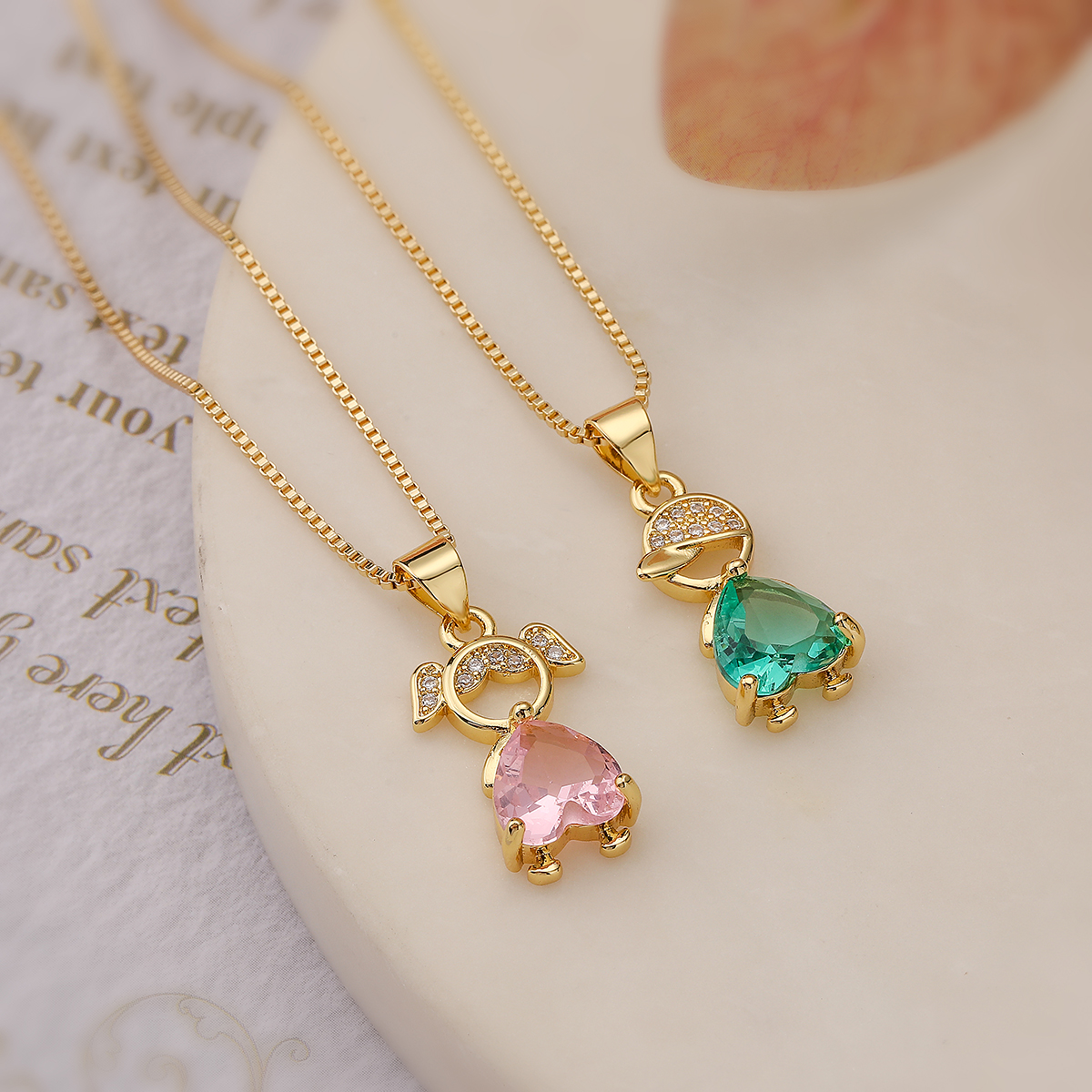 Simple Style Commute Geometric Copper 18k Gold Plated Zircon Pendant Necklace In Bulk display picture 3