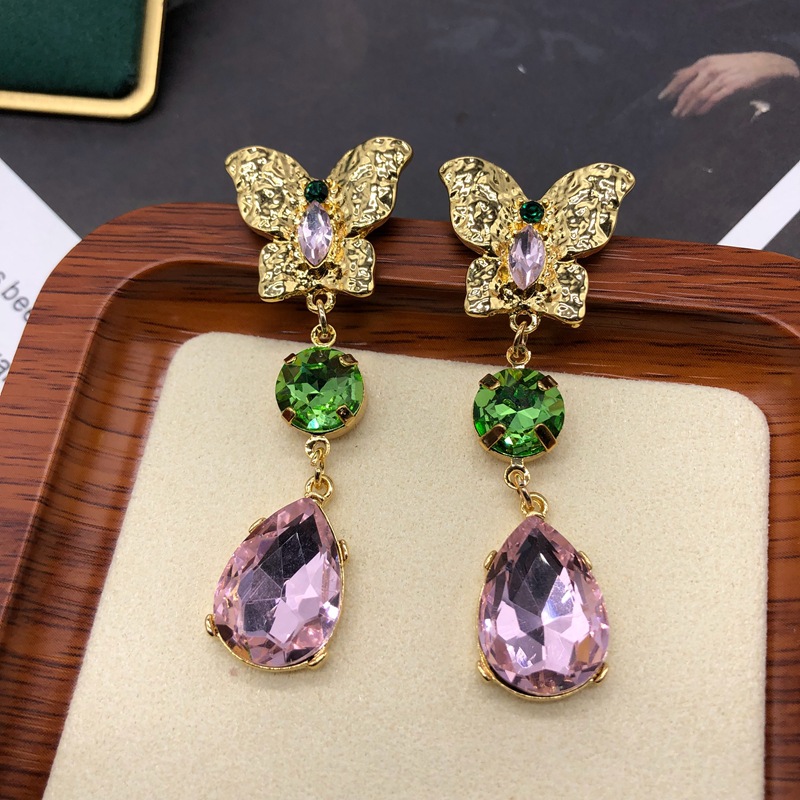 1 Pair Elegant Vintage Style Simple Style Butterfly Plating Inlay Alloy Artificial Crystal Gold Plated Drop Earrings display picture 6